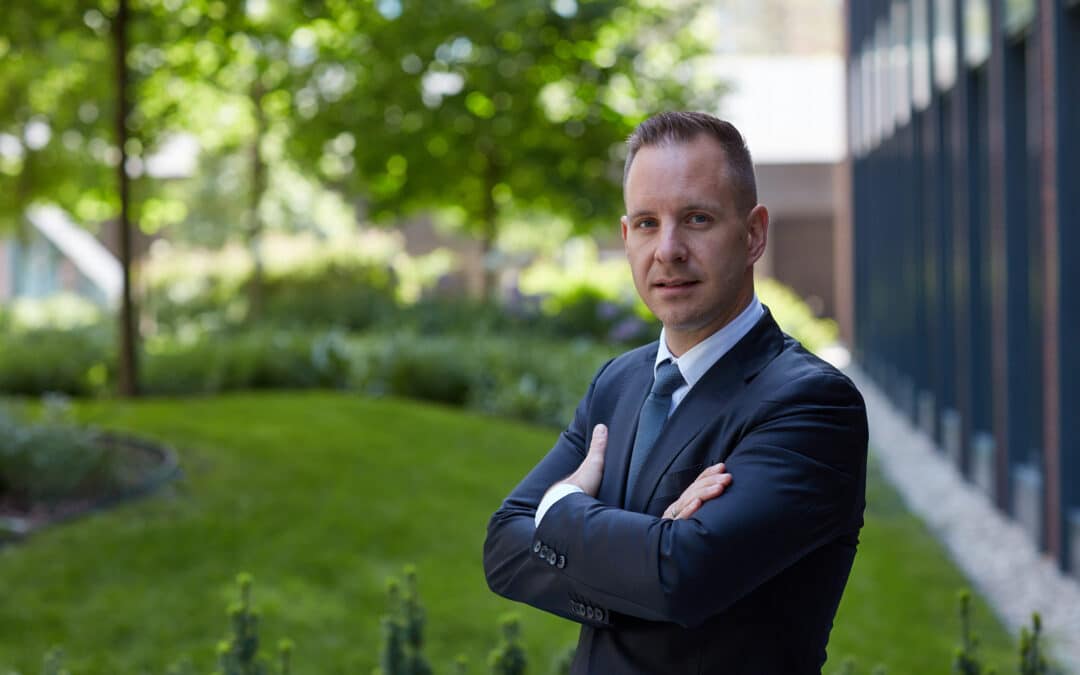 How does INIPEX perceive Squarebizz?